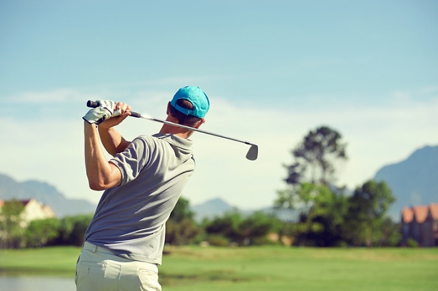 Common causes of golf injuries